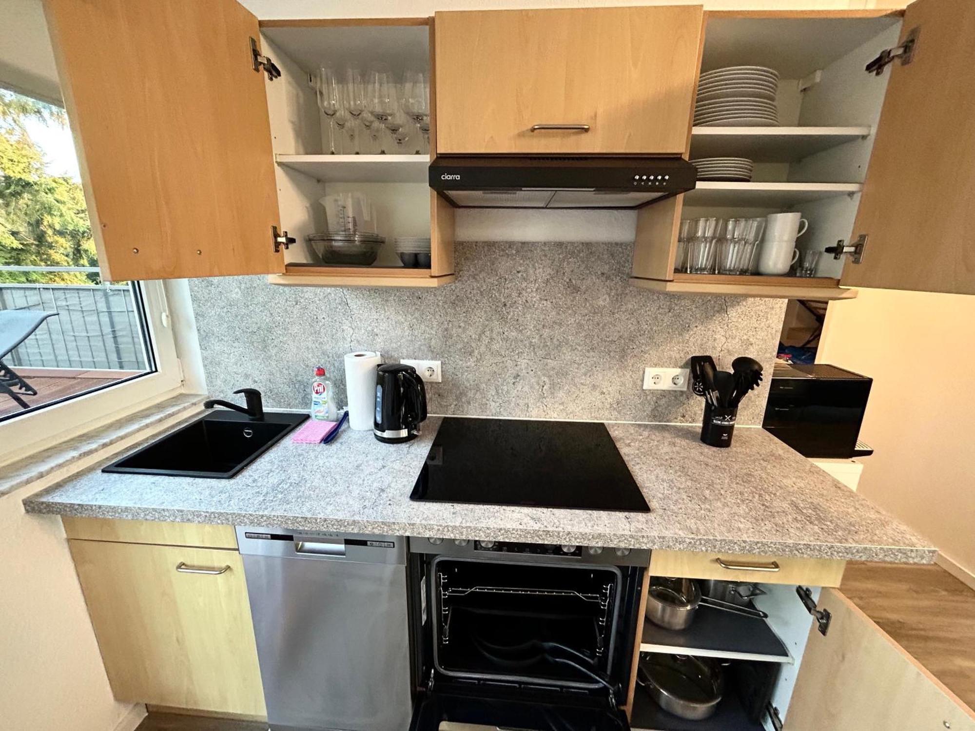Lgh-Moderne, Ruhige Wohnung, Naehe Zum Flughafen Und Autobahn, 24H-Self-Check-In, Vollausgestattet, Disneyplus, Waschmaschine Langenhagen  Екстер'єр фото